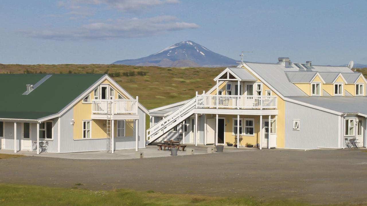 Hotel Laekur Хелла Экстерьер фото